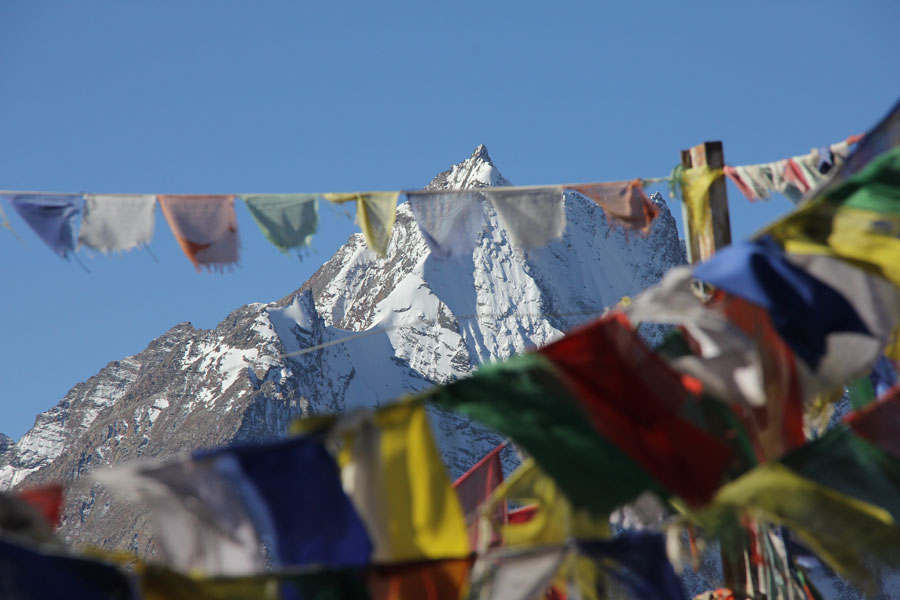 Un des sommets juste avant de passer le col du Rohtang La. Rohtang La, Himachal Pradesh